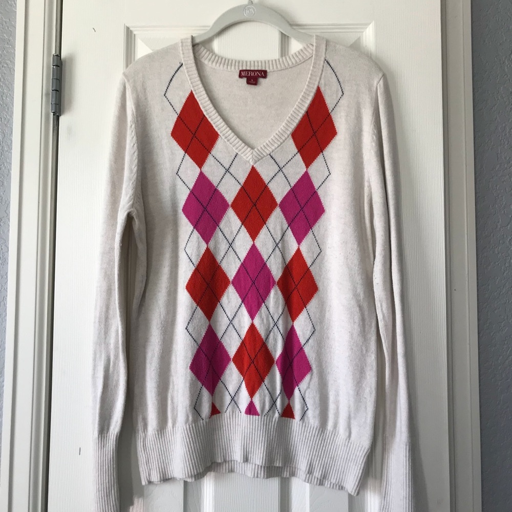 Argyle Lightweight V-neck Sweater